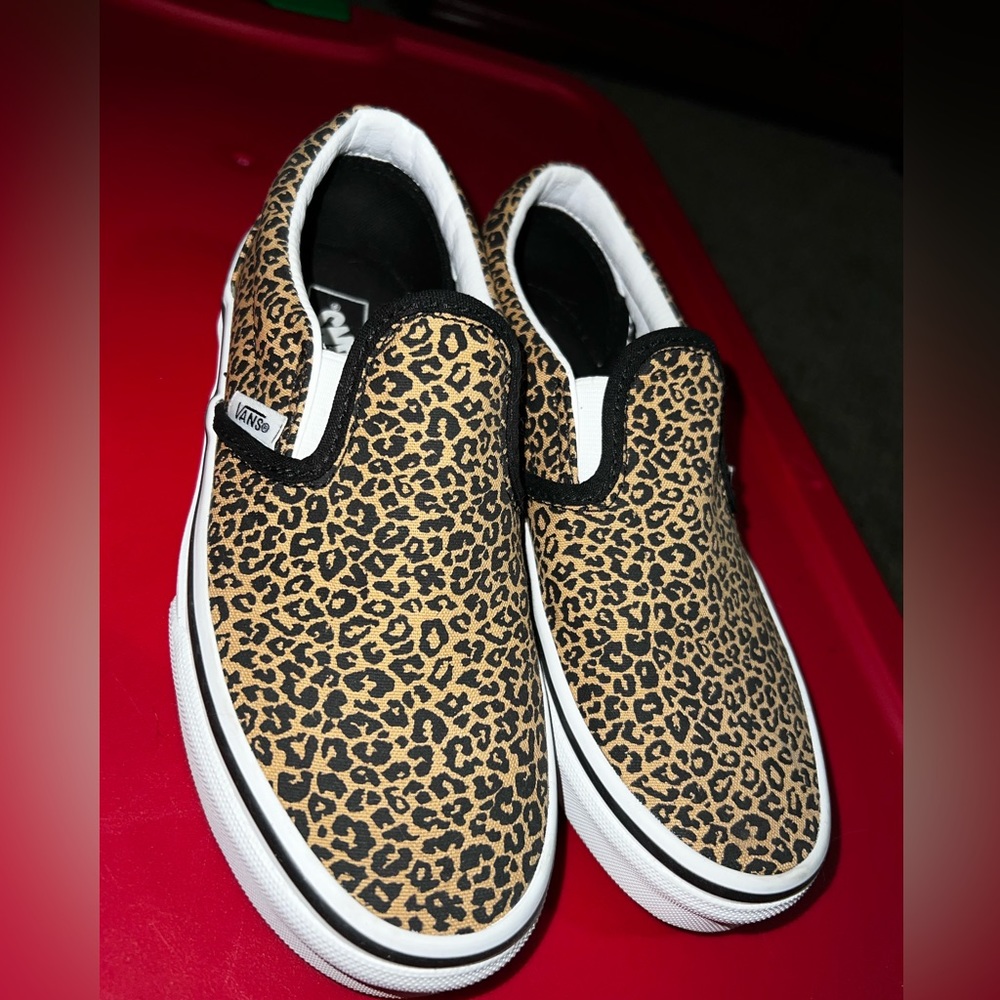 Vans - Picture 4 of 6